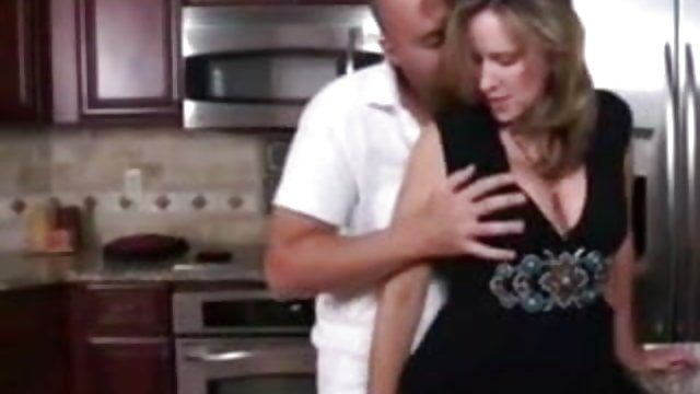 Sgt. C. recommendet kitchen fuck stepmom