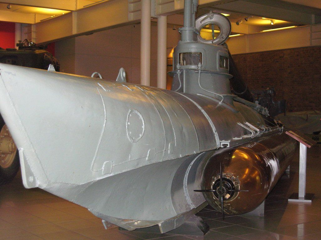 German bieber midget submarines