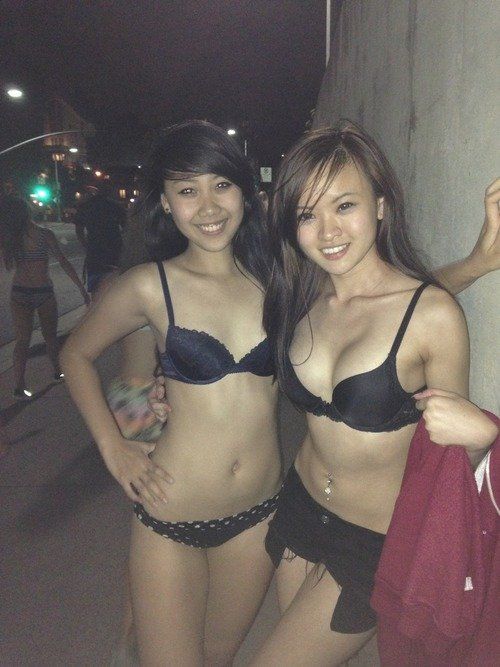 D-Day reccomend Azn girls in bikinis