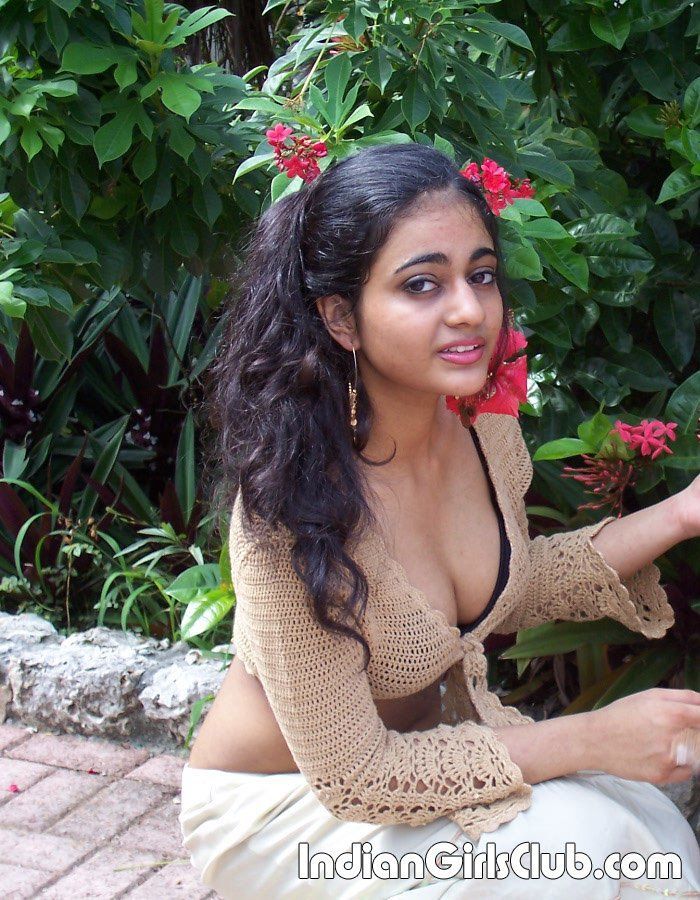 Desi mallu hot teen girls nude