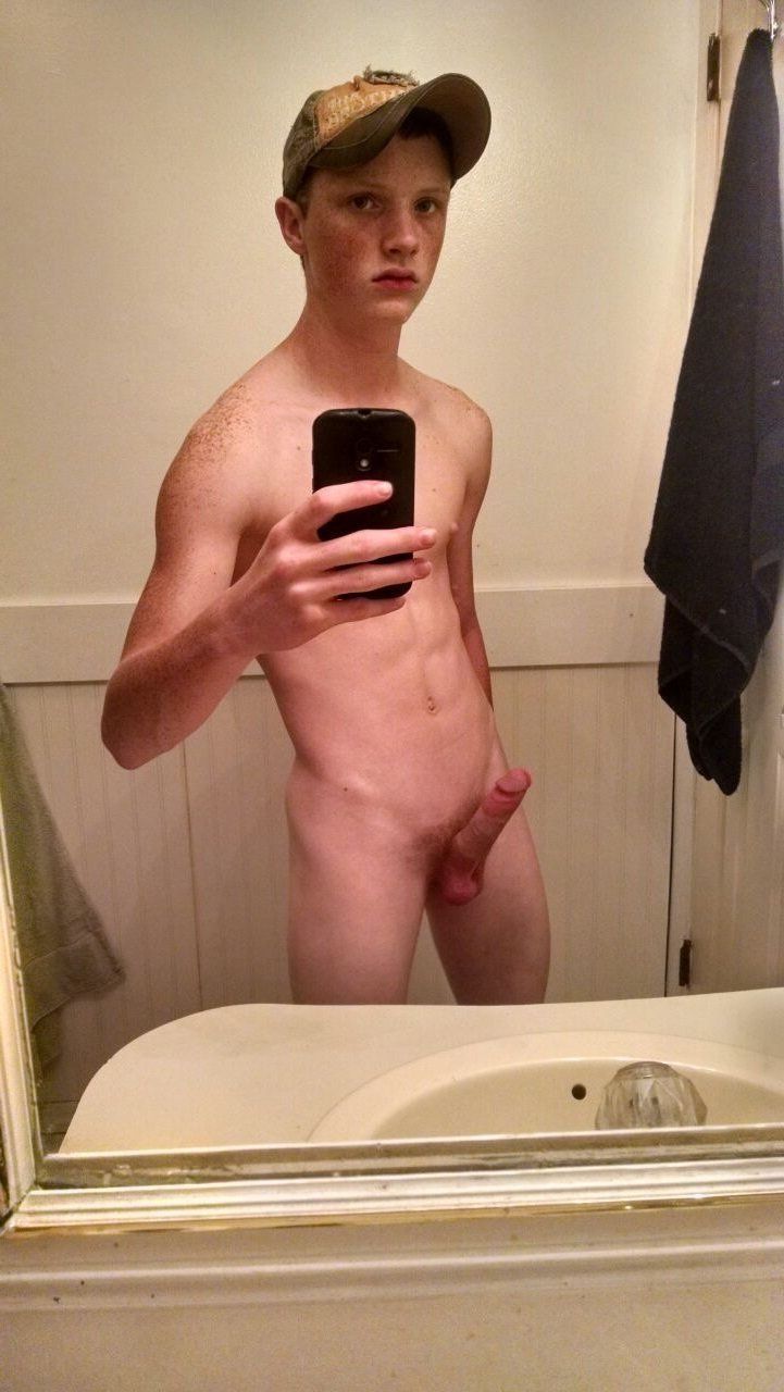 Hot young guy naked in mirror