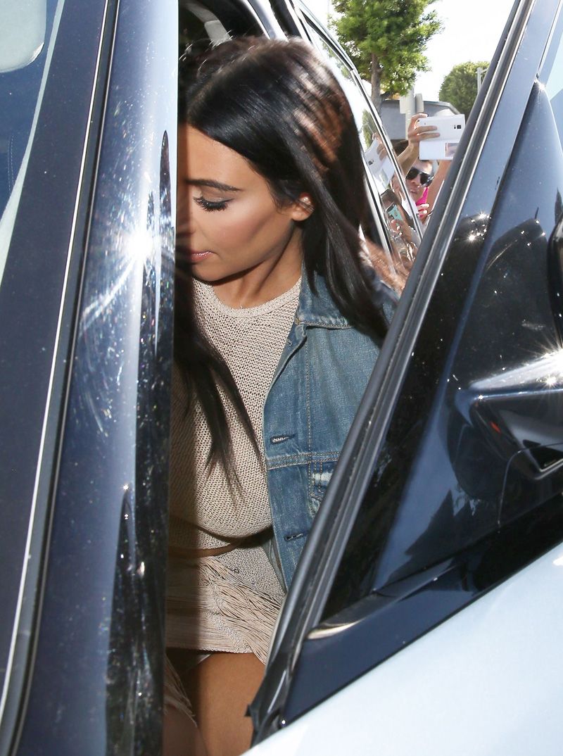 Kim kardashians upskirt